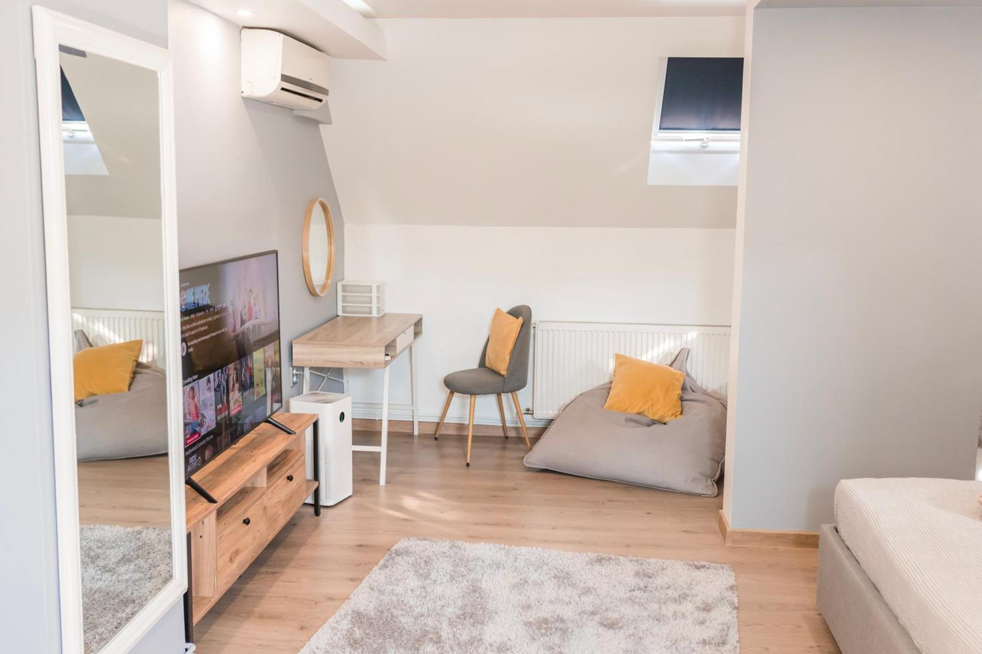 Downtown Apartment טראווניק מראה חיצוני תמונה