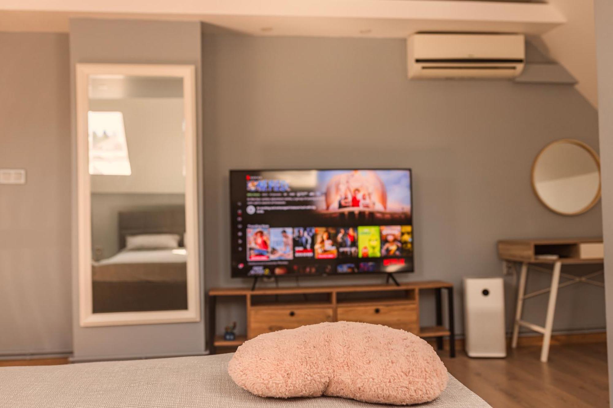 Downtown Apartment טראווניק מראה חיצוני תמונה